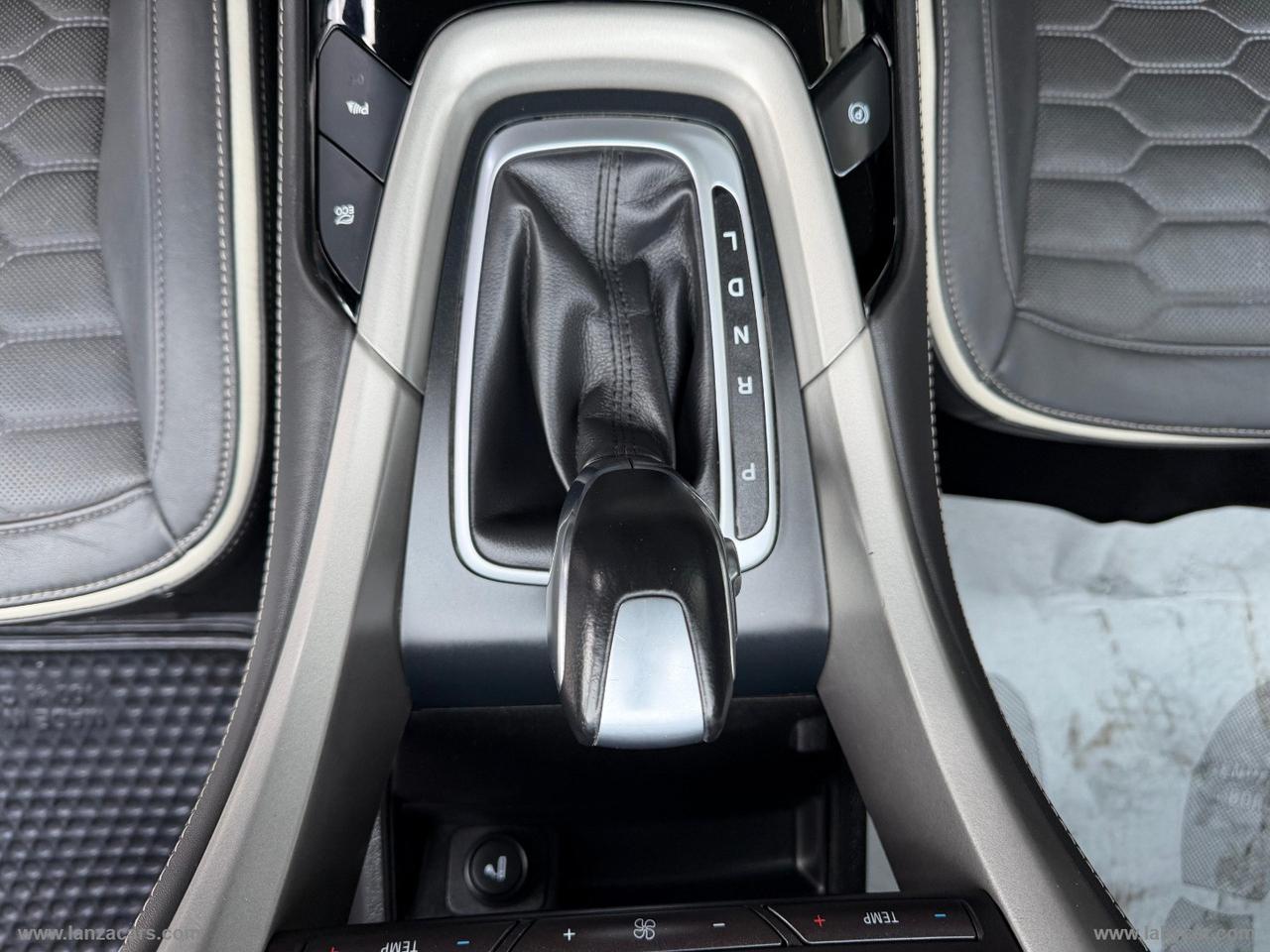 FORD Mondeo F.Hybrid 2.0 187CV eCVT 4p. Vign.