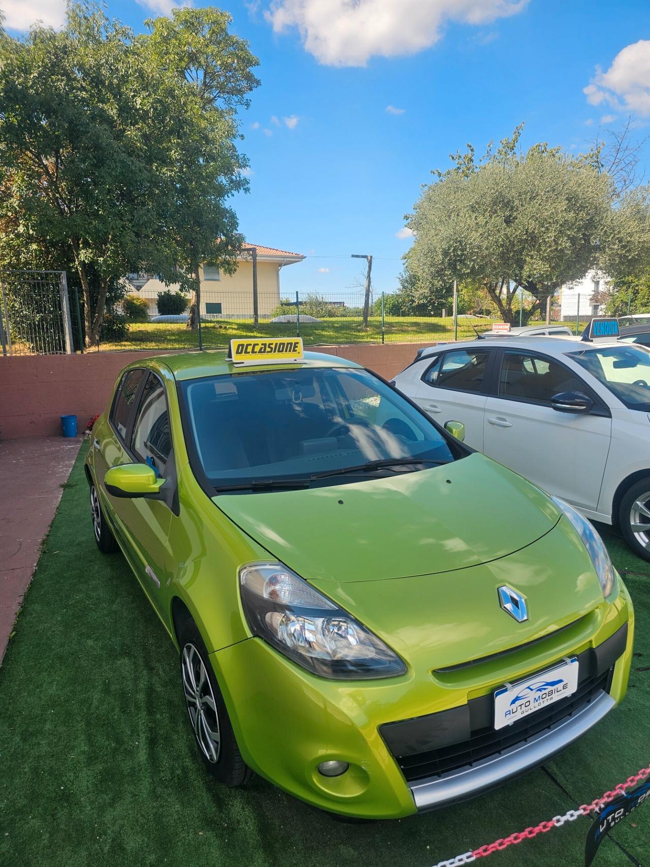 Renault Clio 1.2 16V 5 porte Luxe