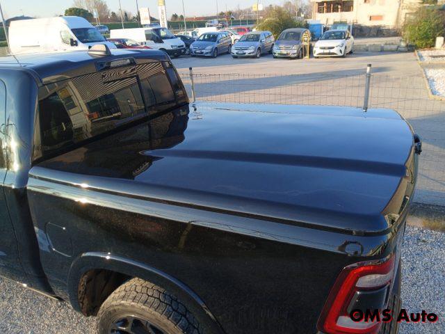 DODGE RAM 1500 5.7 GPL V8 Limited Night N1