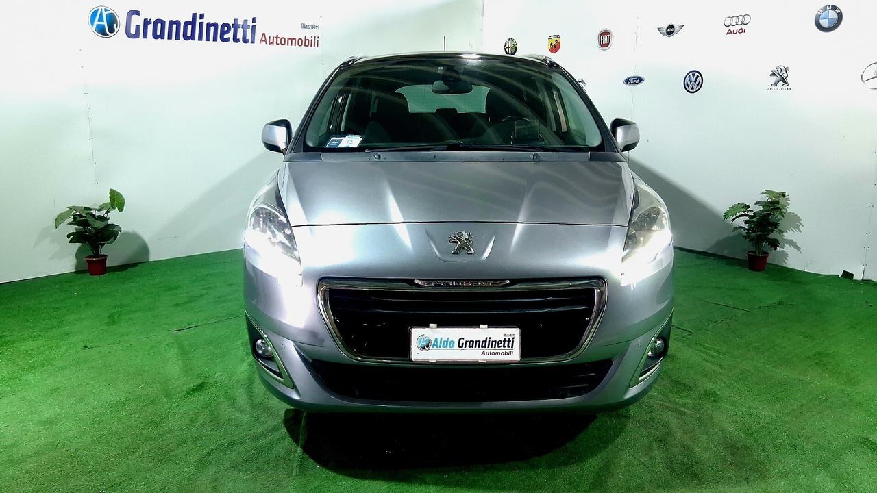 Peugeot 5008 Allure 7 posti 1.6 120cv anno 2015