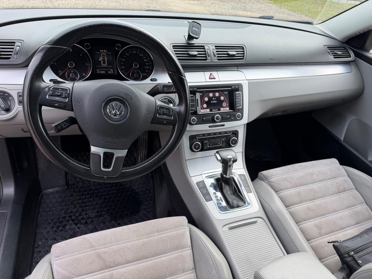 Volkswagen Passat 2.0 TDI DPF Var. DSG HIGHLINE