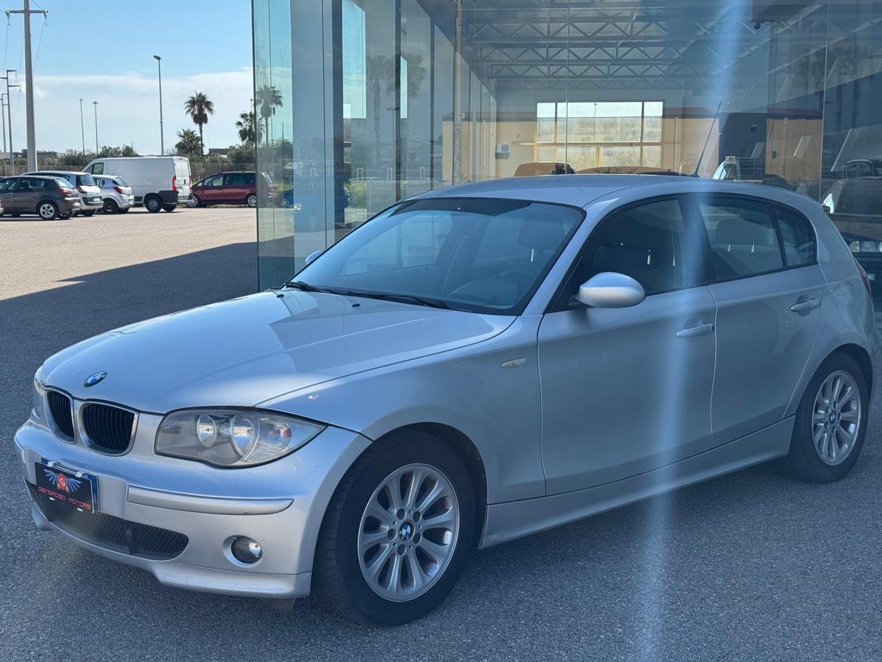Bmw 118 118d cat 5 porte Eletta