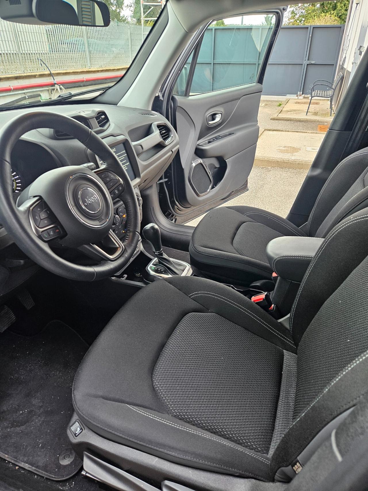 Jeep Renegade 1.3 T4 190CV PHEV 4xe AT6 Limited