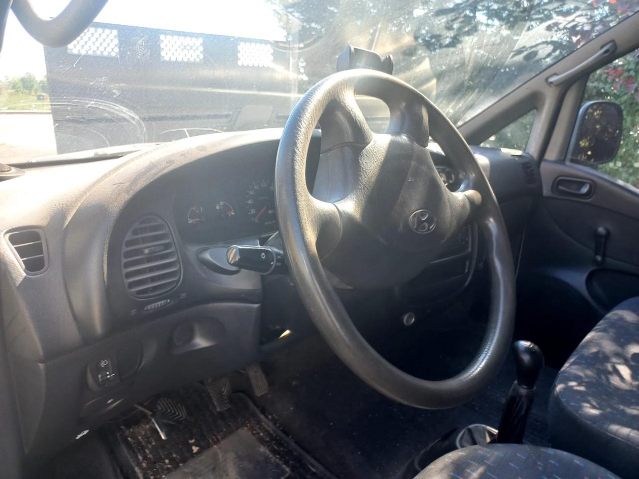 Hyundai H-1 2.5 turbodiesel PL Van 3 posti Air
