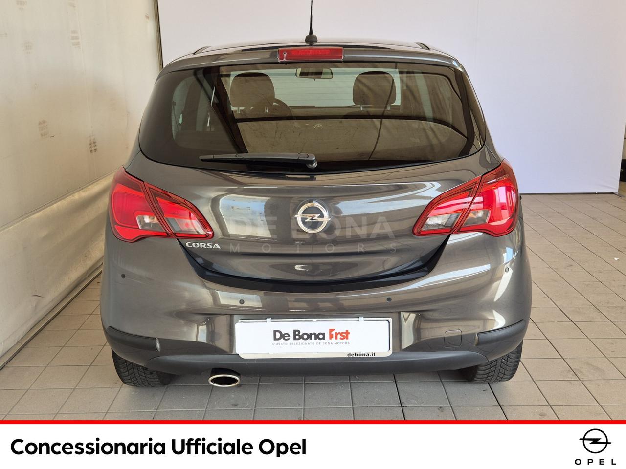 Opel Corsa 5p 1.2 b-color