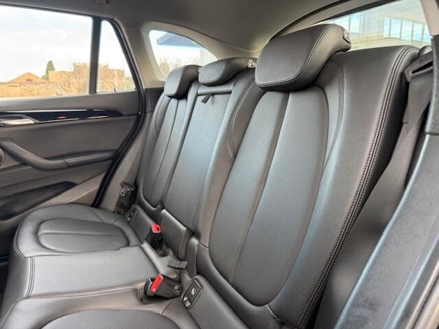 Bmw X1 sDrive18d Advantage Business 2021