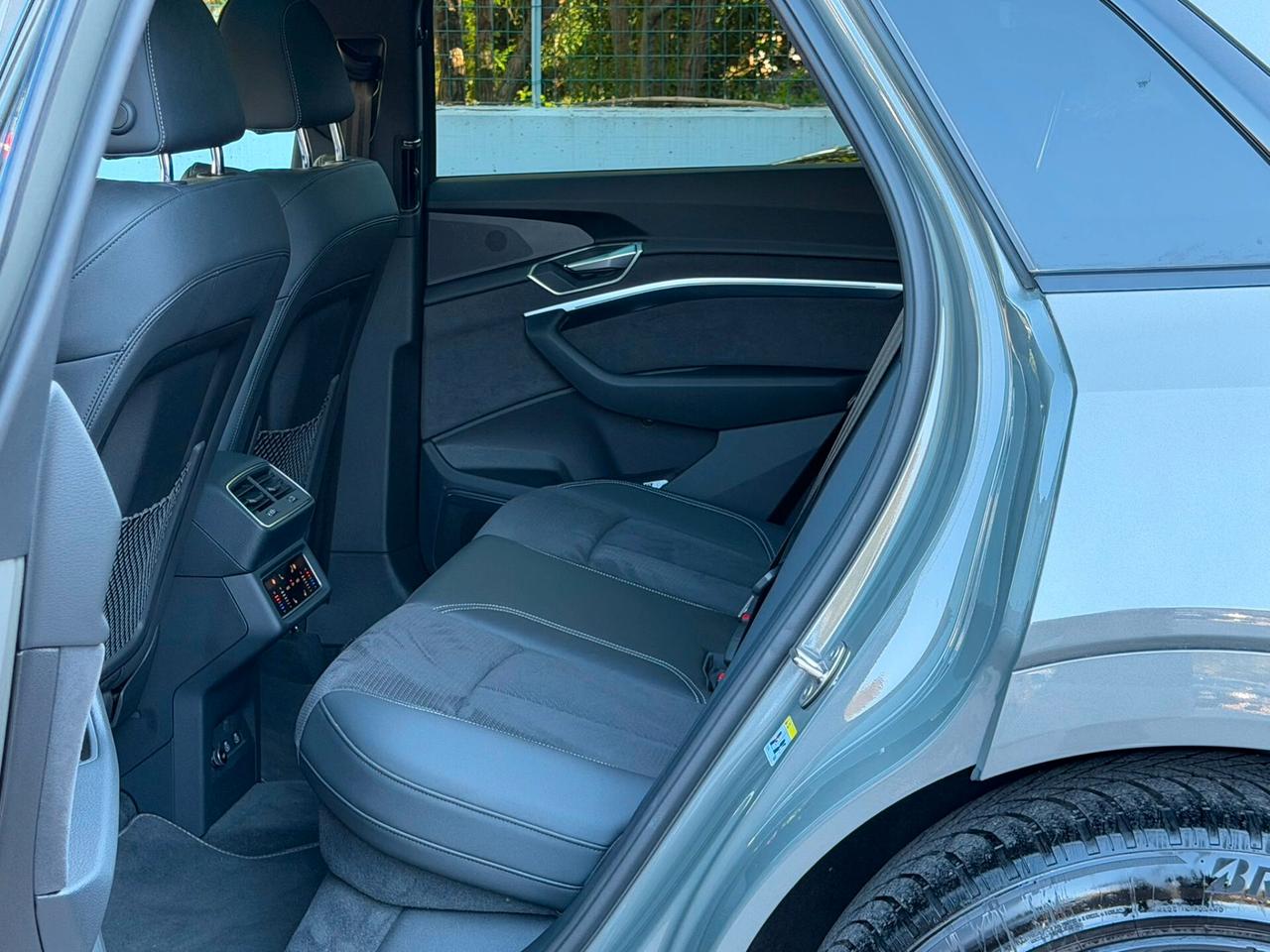 Audi Q8 e-tron 55 quattro S line edition