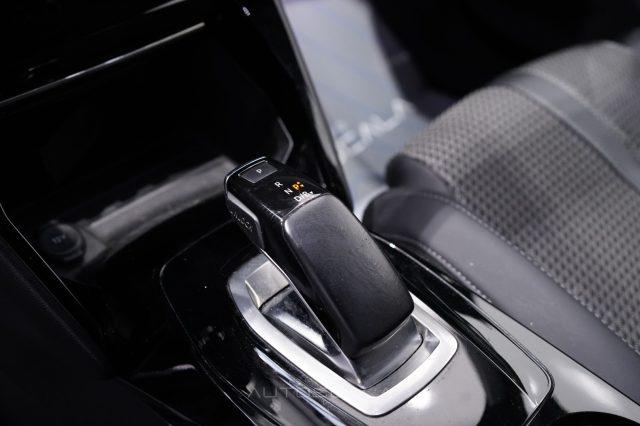 PEUGEOT 2008 motore elettrico 136cv GT
