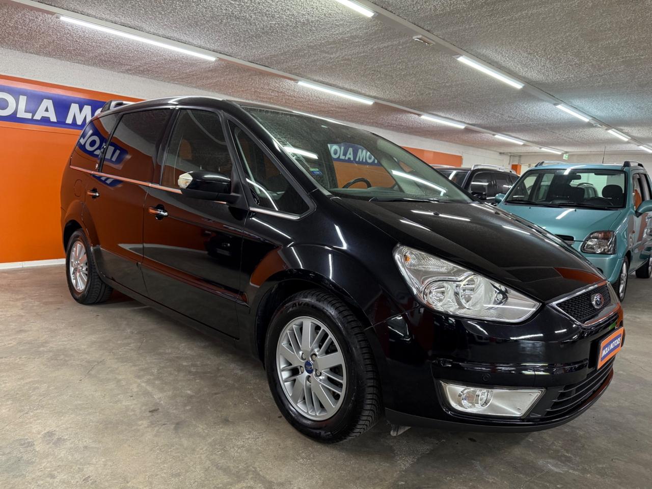Ford Galaxy 2.0 da 140 CV - Gancio Traino Estraibile 7 posti