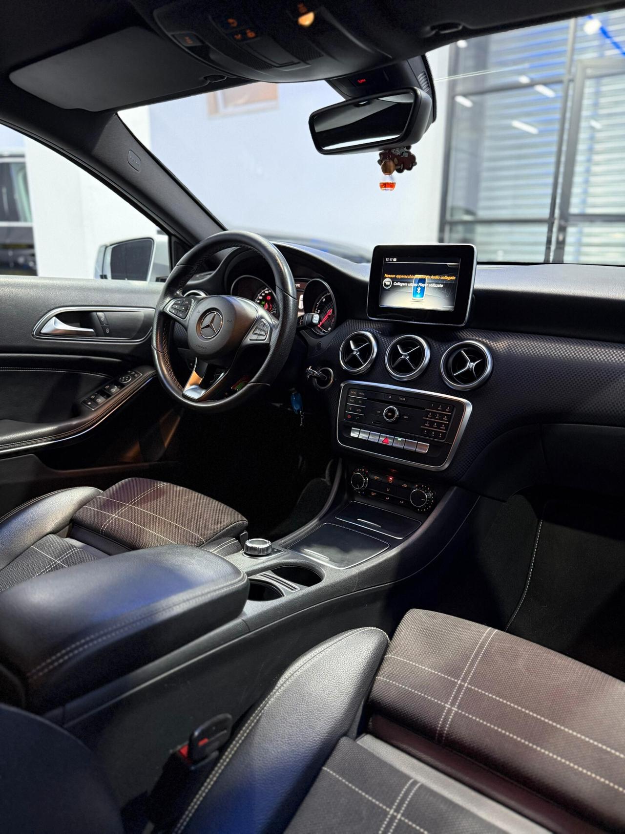 Mercedes-benz A 180 d Automatic Premium