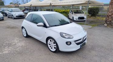 Opel Adam 1.2 70 CV White Link