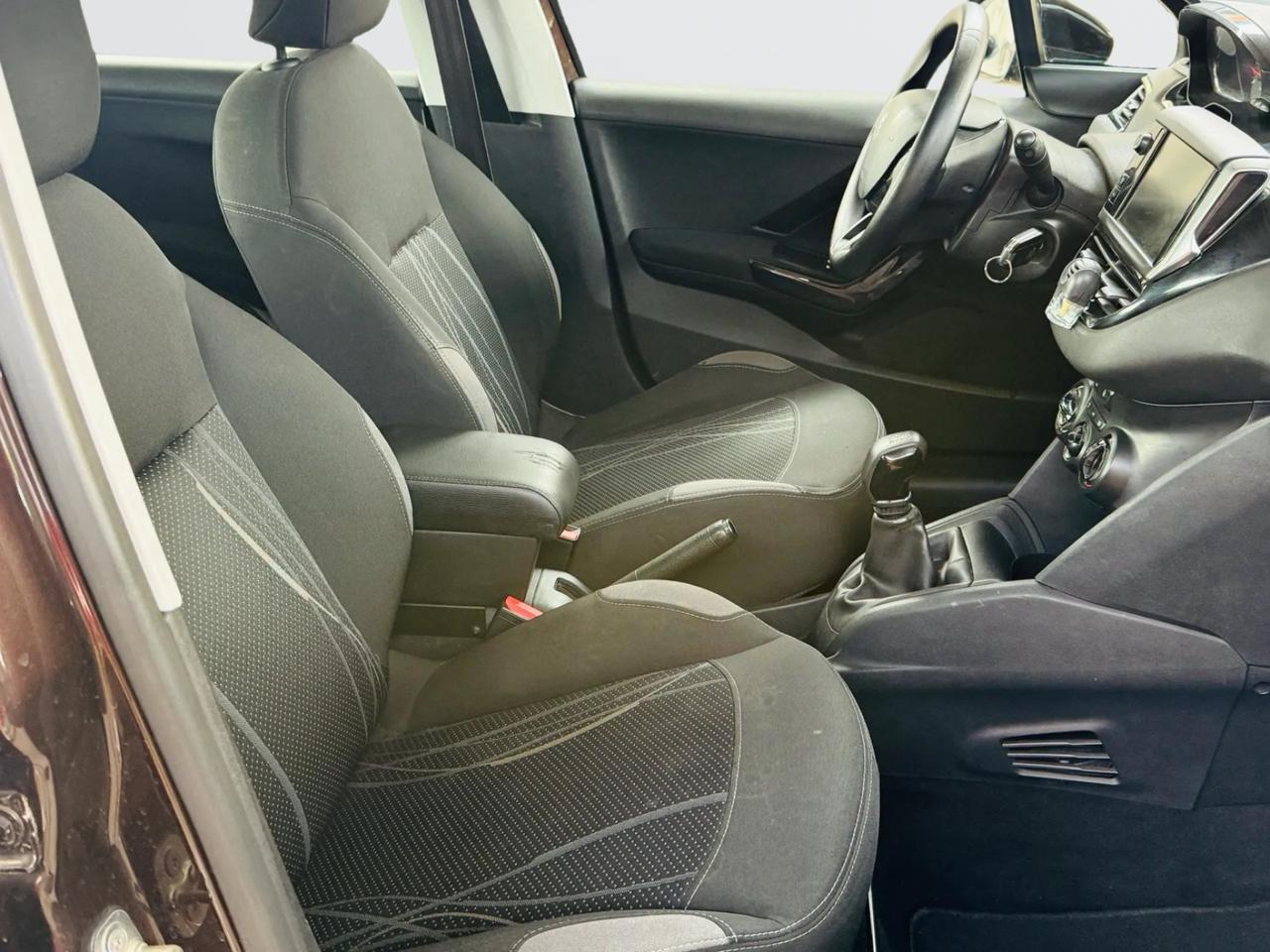 Peugeot 208 1.2 VTI 82 CV *5 PORTE*NEOPATENTATI*