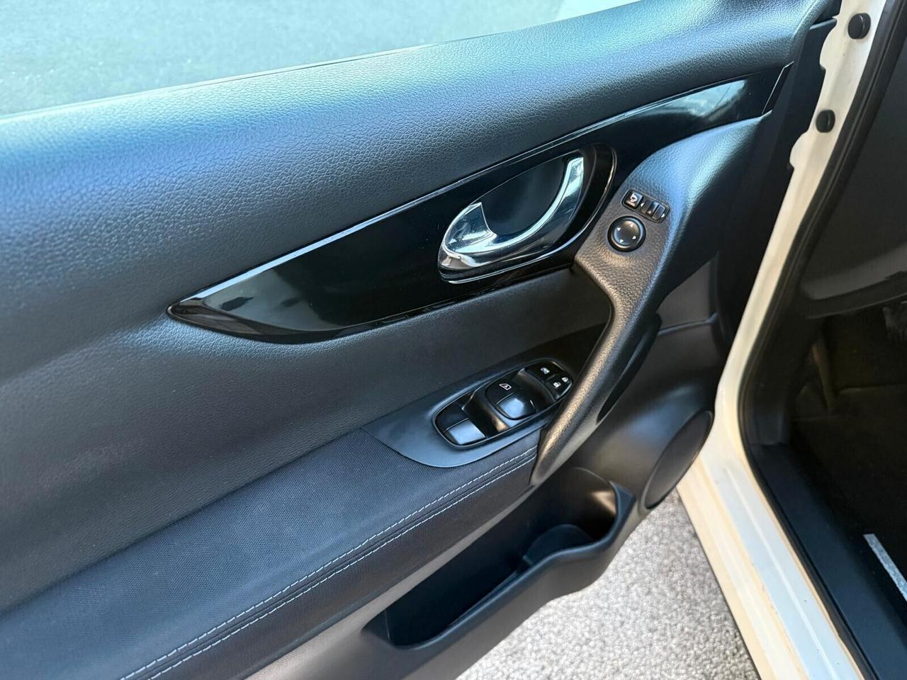 Nissan Qashqai 1.5 Diesel Neopatentati