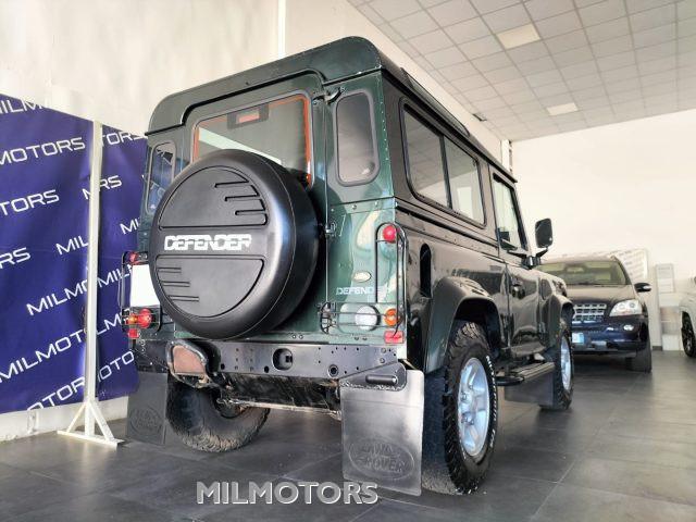LAND ROVER Defender 90 2.5 Td5