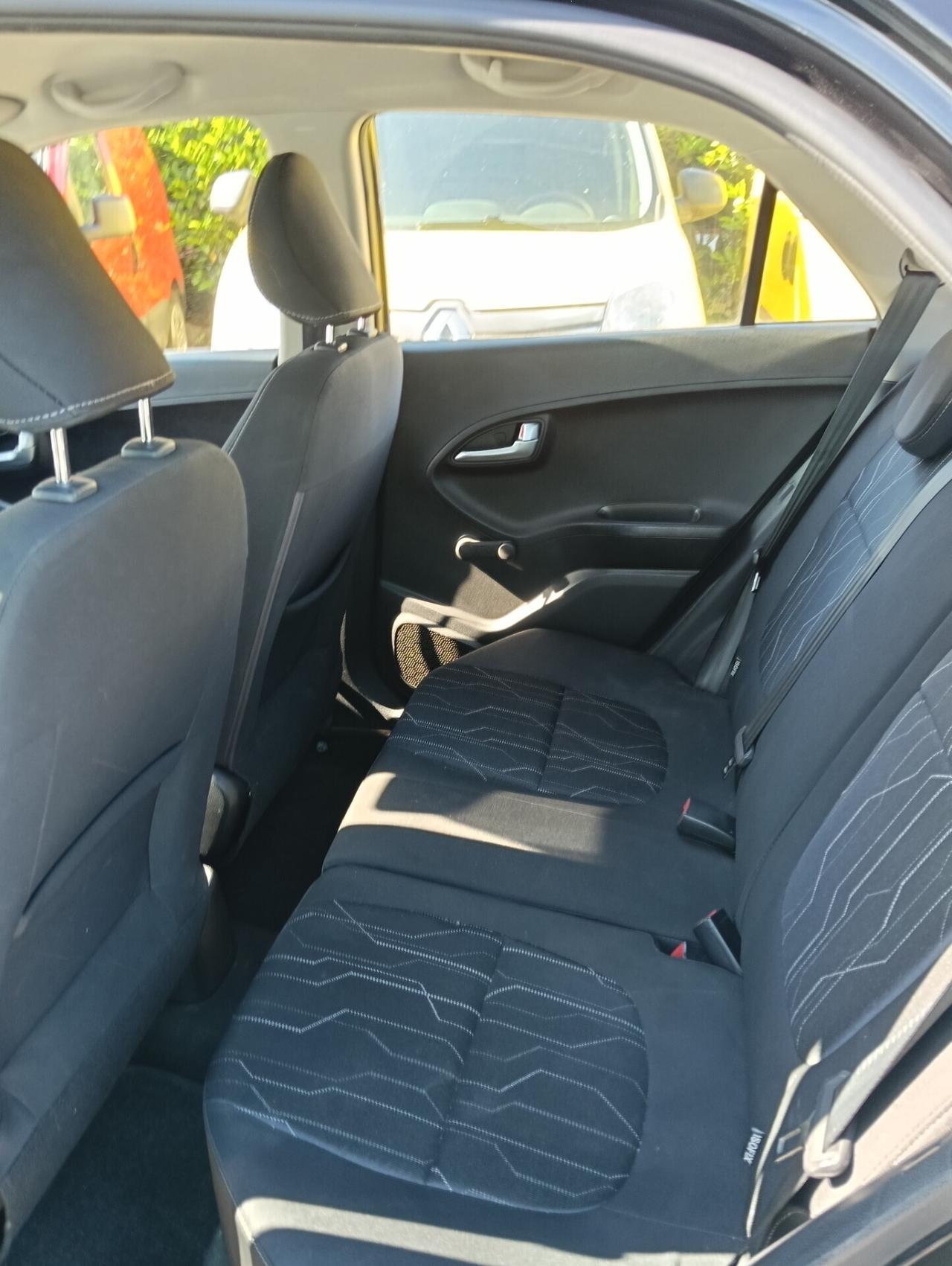 Kia Picanto 1.0 12V 5 porte Glam