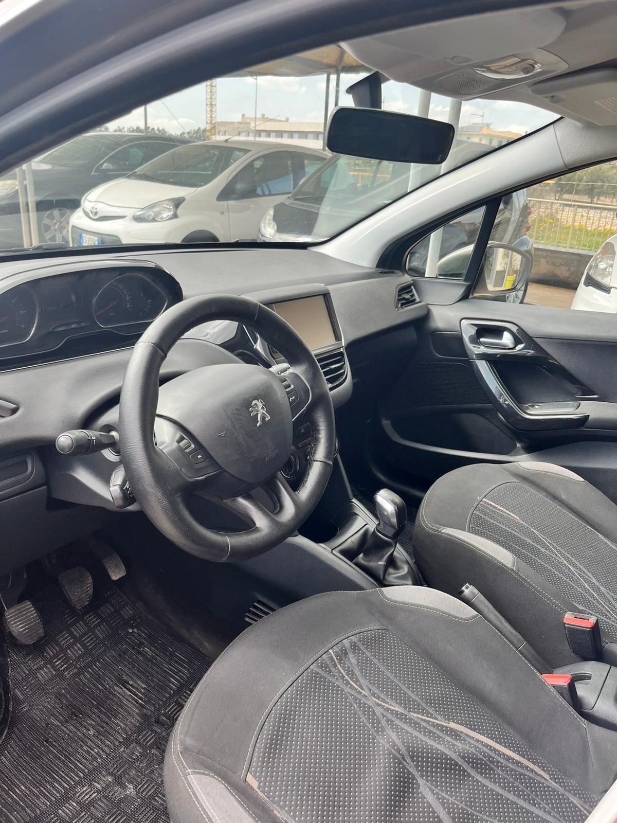 Peugeot 208 1.2 VTi 82 CV 5 porte Allure