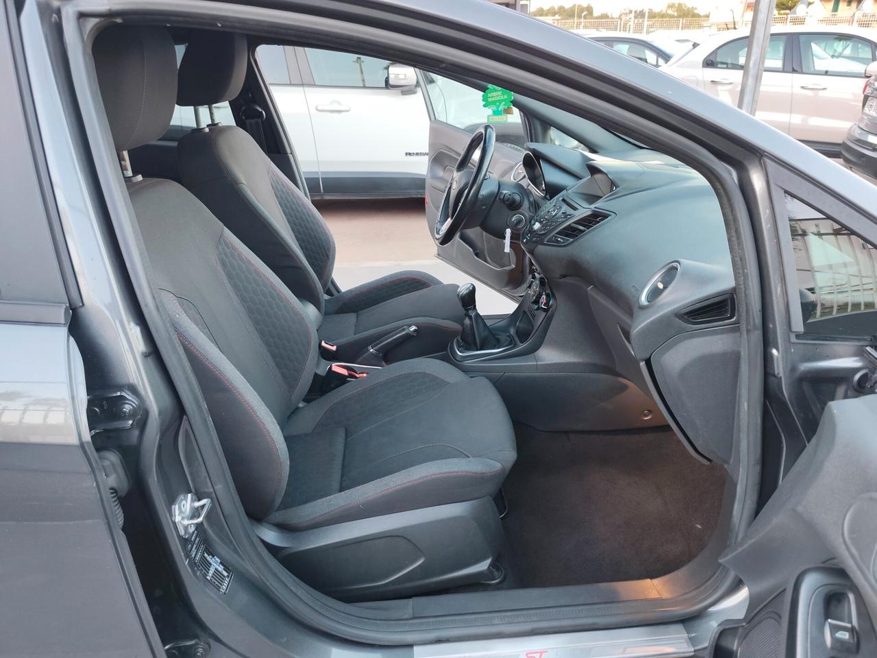 Ford Fiesta 1.5 TDCi ST-Line GARANZIA