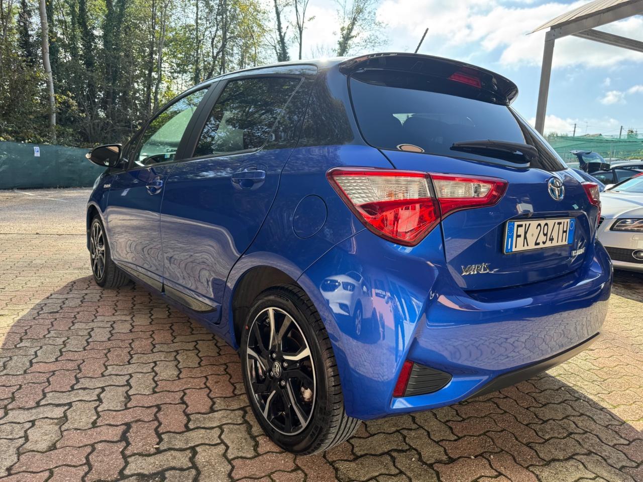 Toyota Yaris 1.5 HYBRID *NEOPATENTATI*