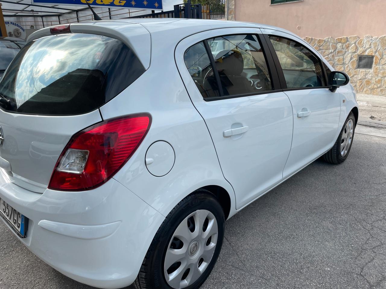 Opel Corsa 1.2 85CV 5 porte GPL-TECH Ecotec