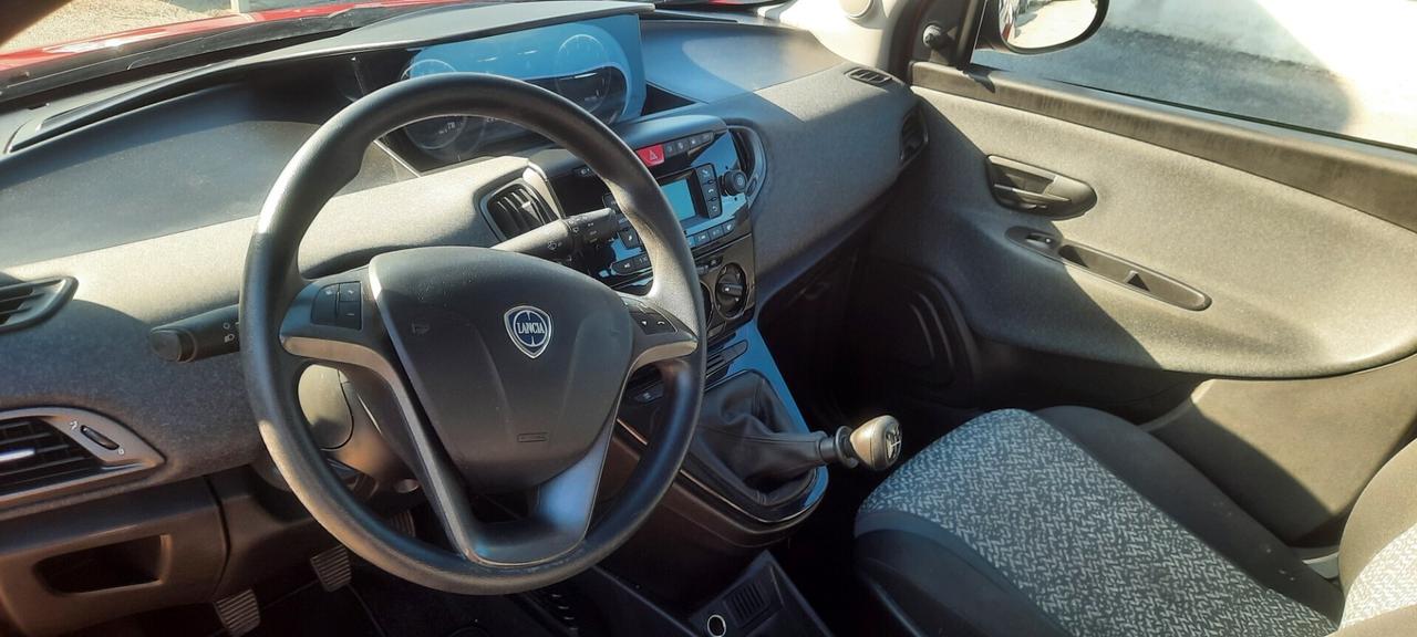 Lancia Ypsilon 1.2 69 CV 5 porte anno 2019