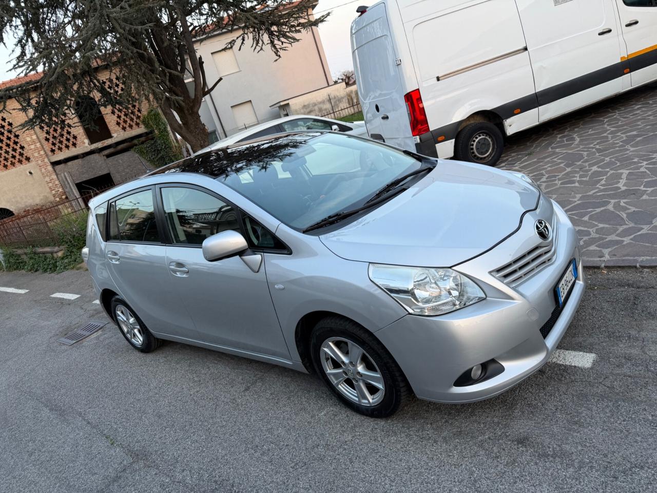 Toyota Verso 1.8 CVT Sol