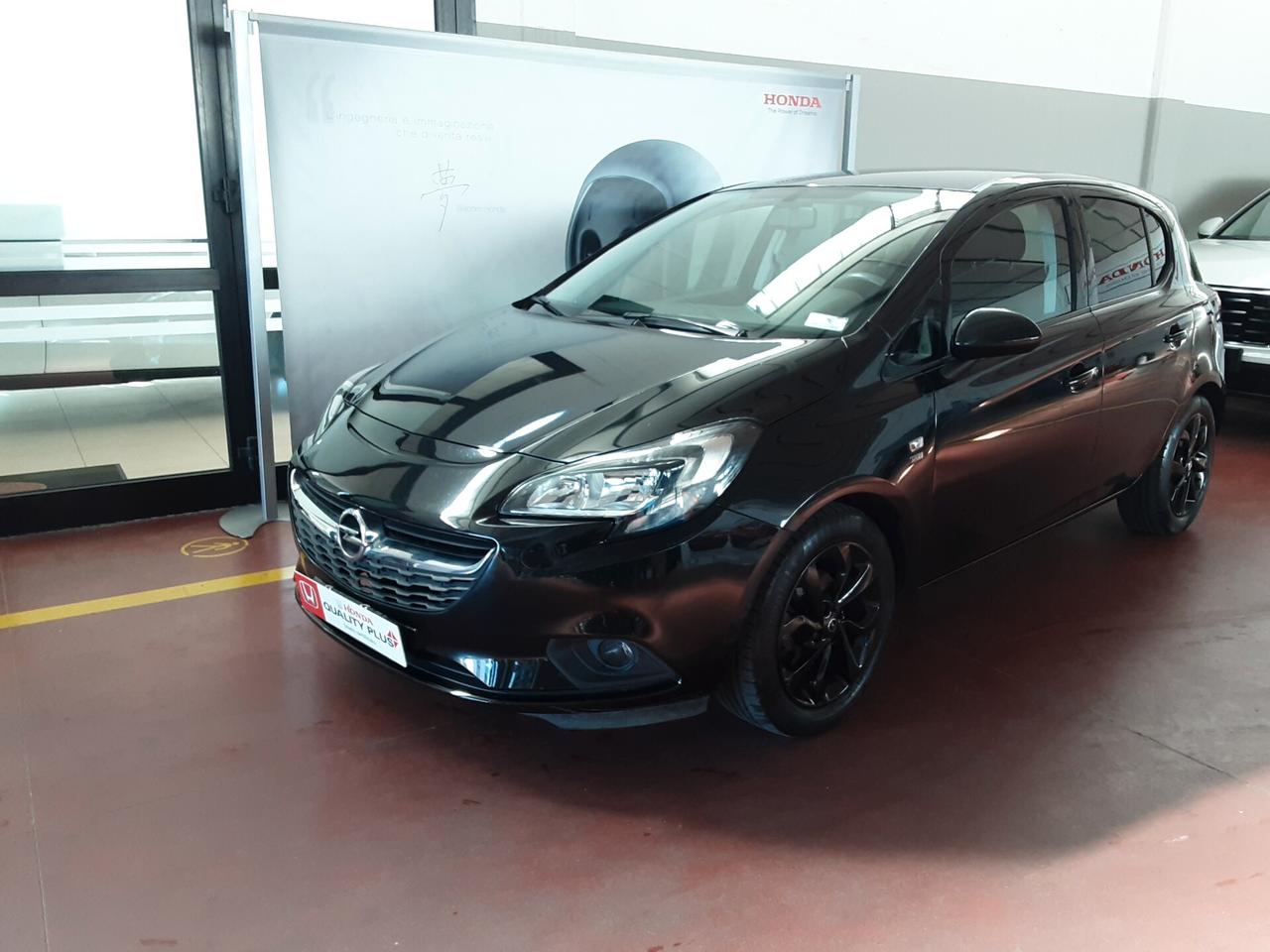 Opel Corsa 1.2 5 porte Black Edition
