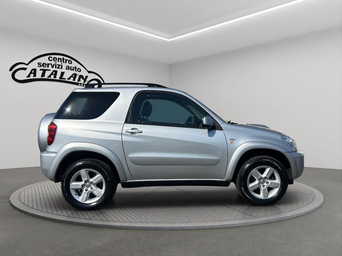 TOYOTA - RAV4 - 2.0 Tdi D-4D 115CV 3 porte Sol TETTO PELLE