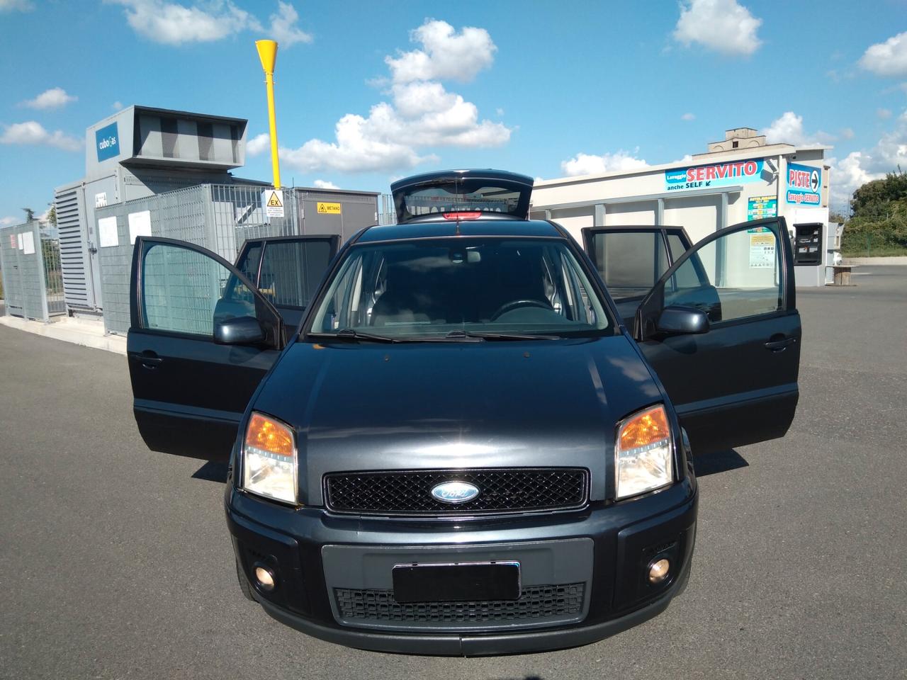 Ford Fusion 1.6 TDCi 90cv diesel 5p. Collection x neopatentati