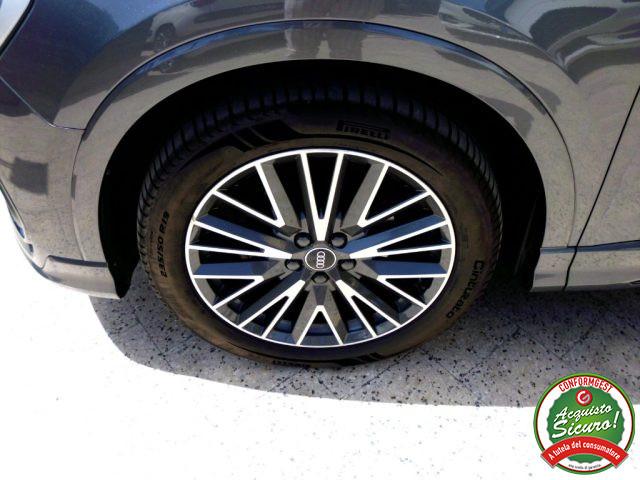 AUDI Q3 35 TDI S line edition