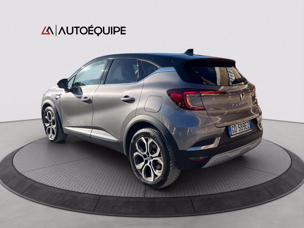 RENAULT Captur 1.6 E-Tech phev Intens 160cv auto del 2021