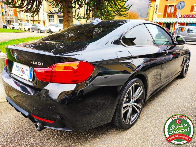 BMW 440 i xDrive Coupé Sport KIT M PERFORMANCE