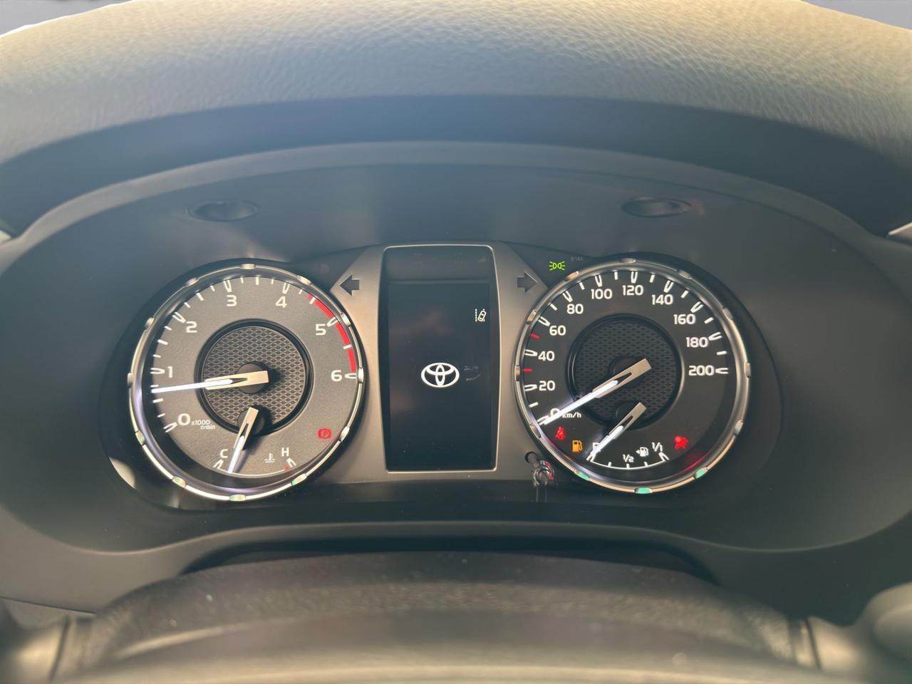 Toyota Hilux - MY25 Double Cab Executive 48V 2.8D