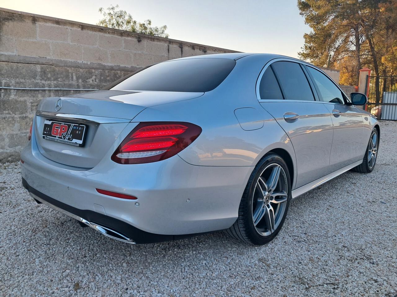 Mercedes E 220d Premium*AMG*VIRTUAL*CAM360°