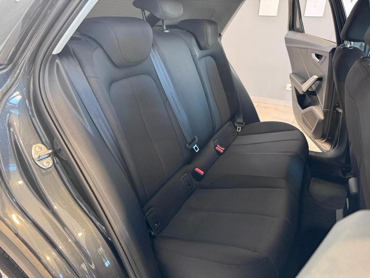 Audi Q2 30 TDI S tronic Business