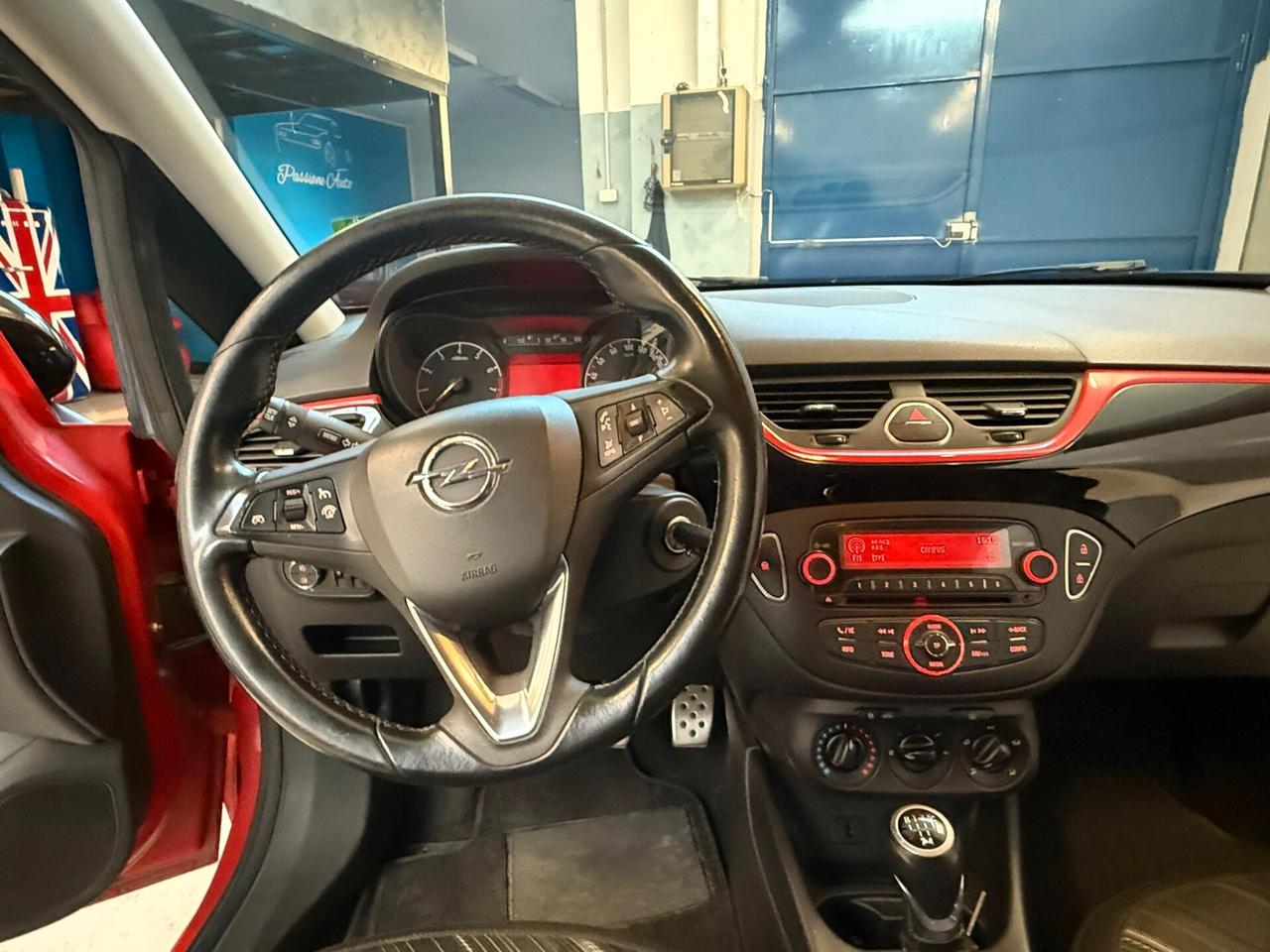 Opel Corsa 1.2 Coupé b-Color