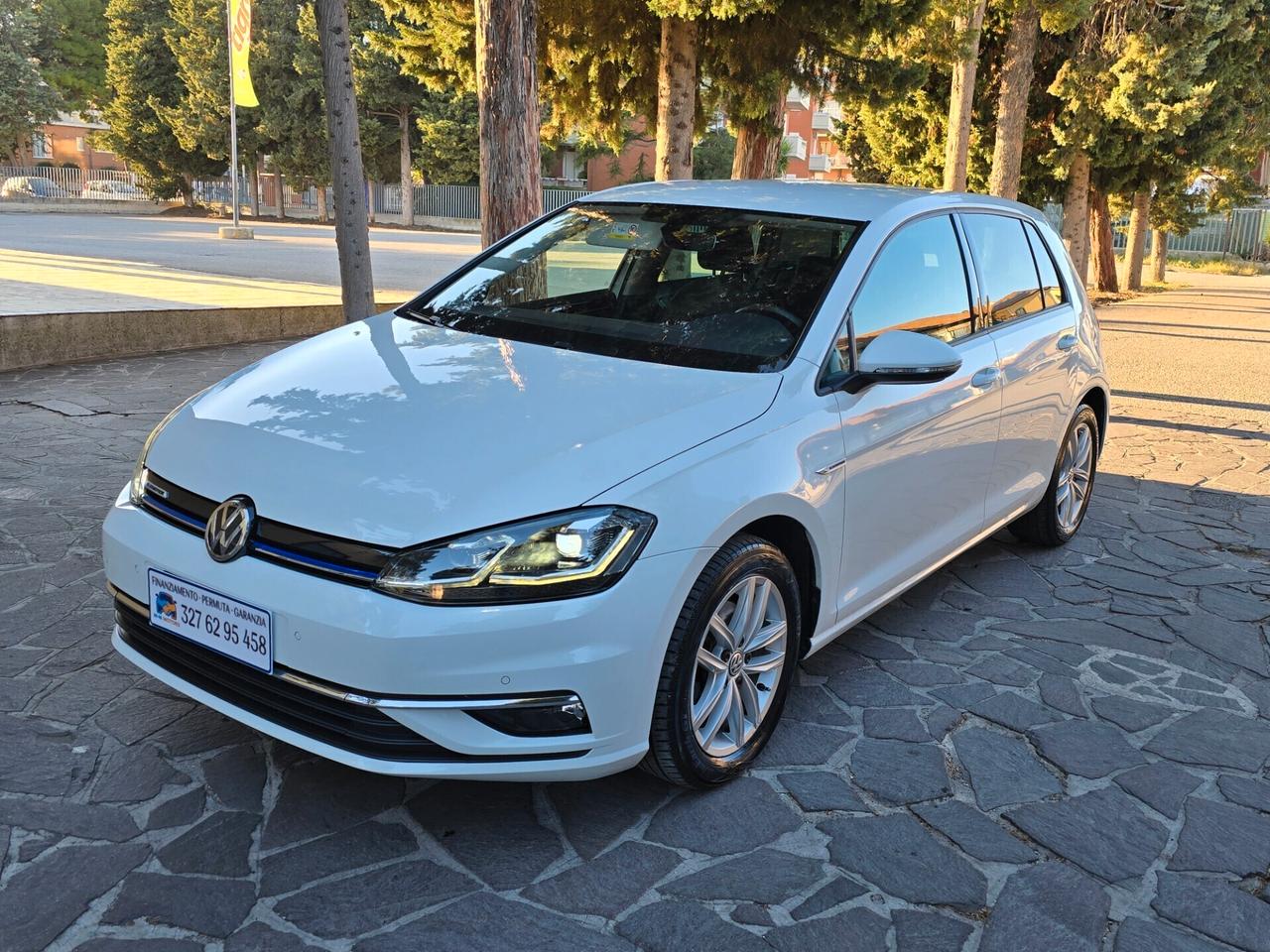 VOLKSWAGEN Golf 1.5 TGI DSG 5p. Highline BlueMotion Technology