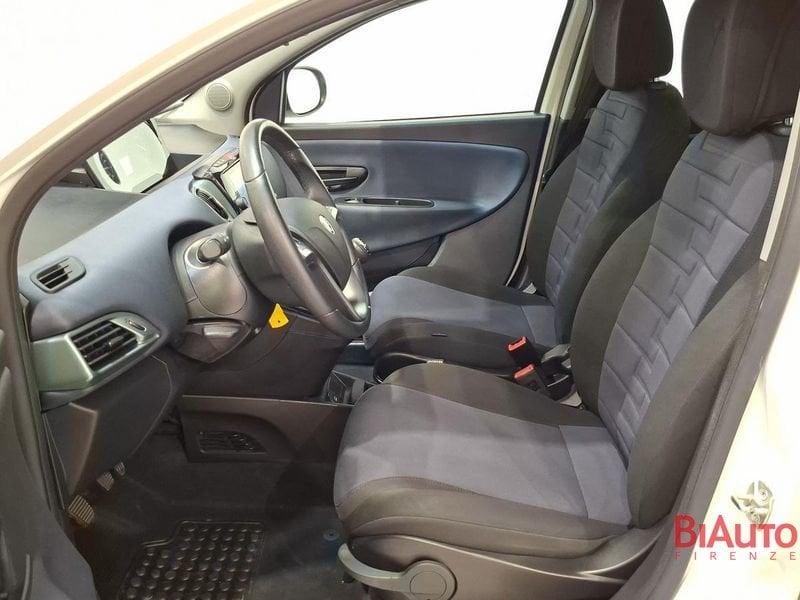 Lancia Ypsilon Ypsilon 1.0 firefly hybrid Platino s&s 70cv