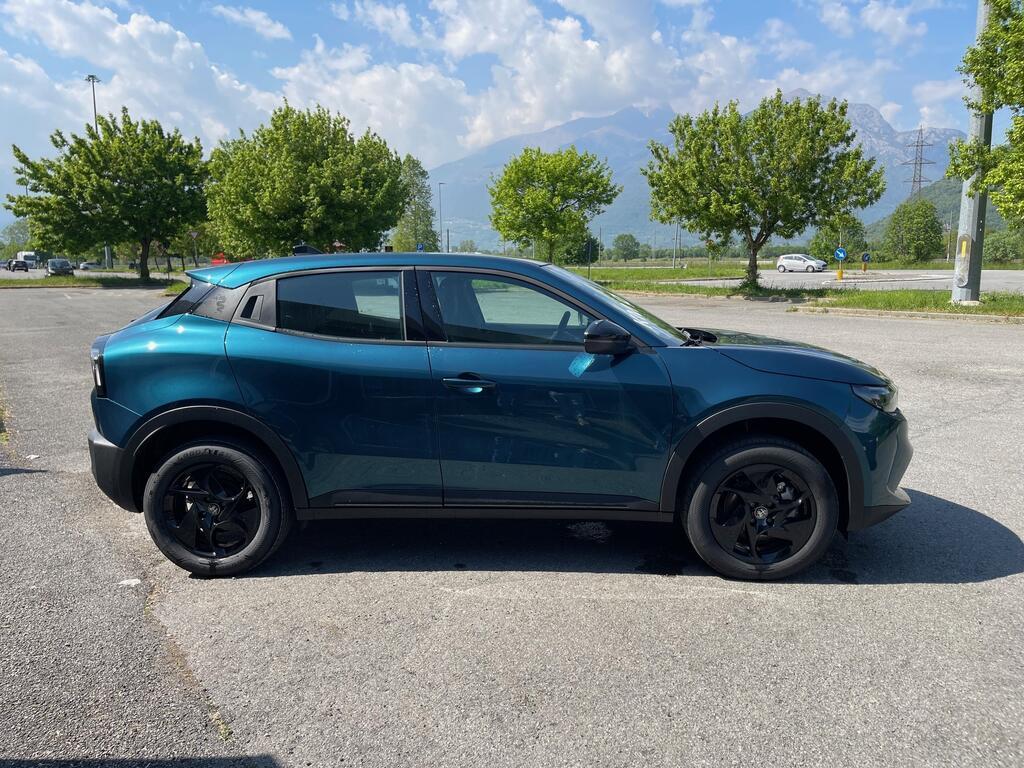 Alfa Romeo Junior 1.2 ibrida 136cv edct6