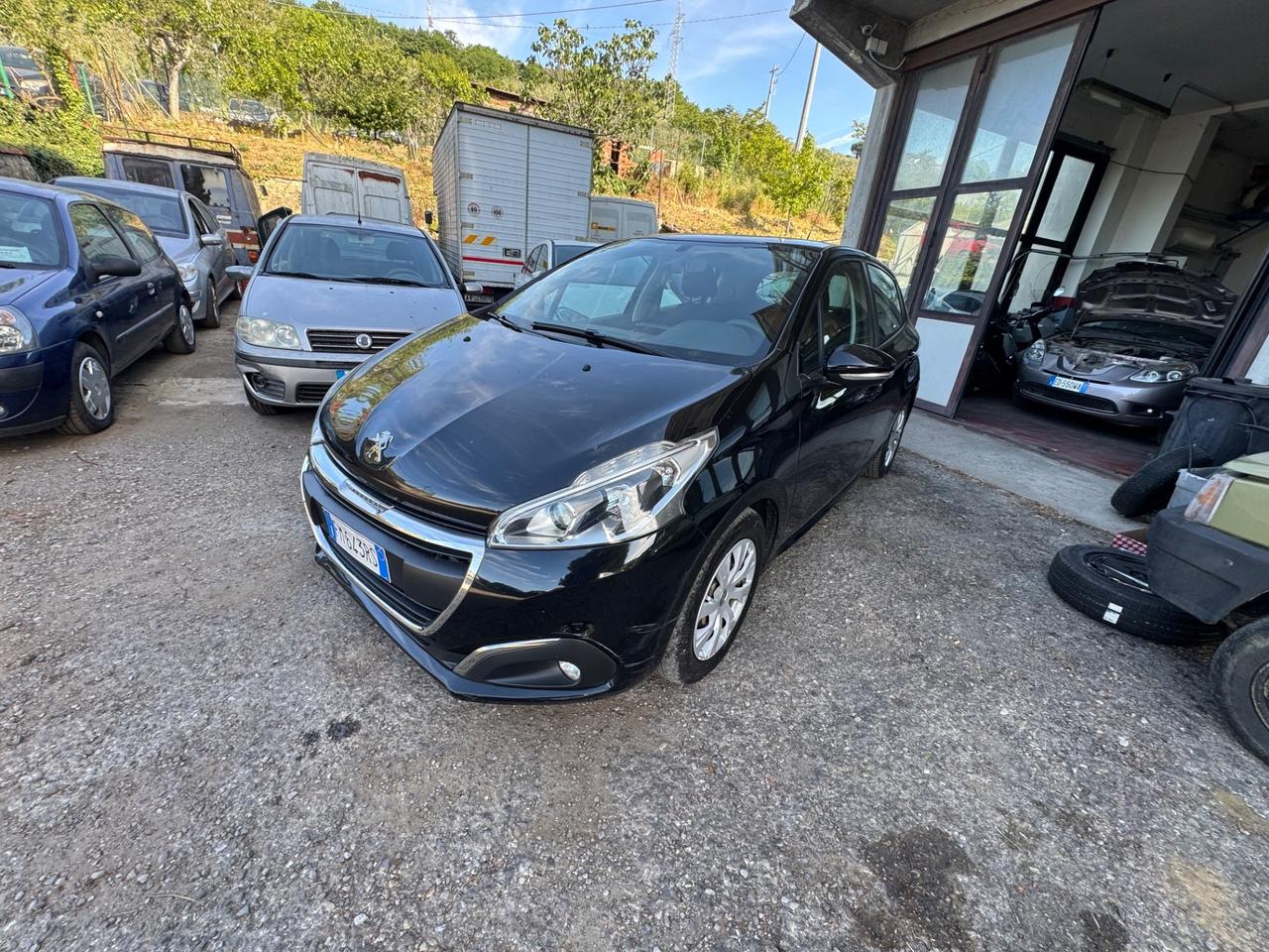 Peugeot 208 PureTech 82 5p. GPL Allure