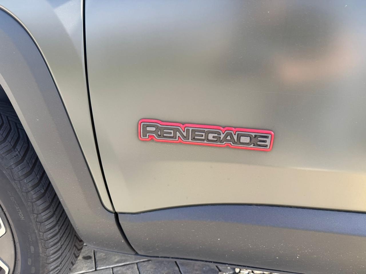 Jeep Renegade 2.0 Mjt 170CV 4WD Active Drive Low Trailhawk