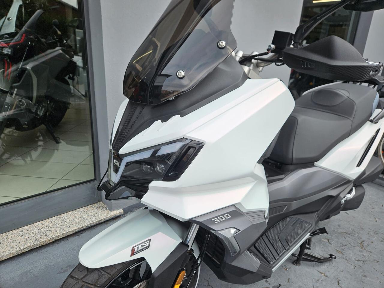 Sym ADX 300 - 2025