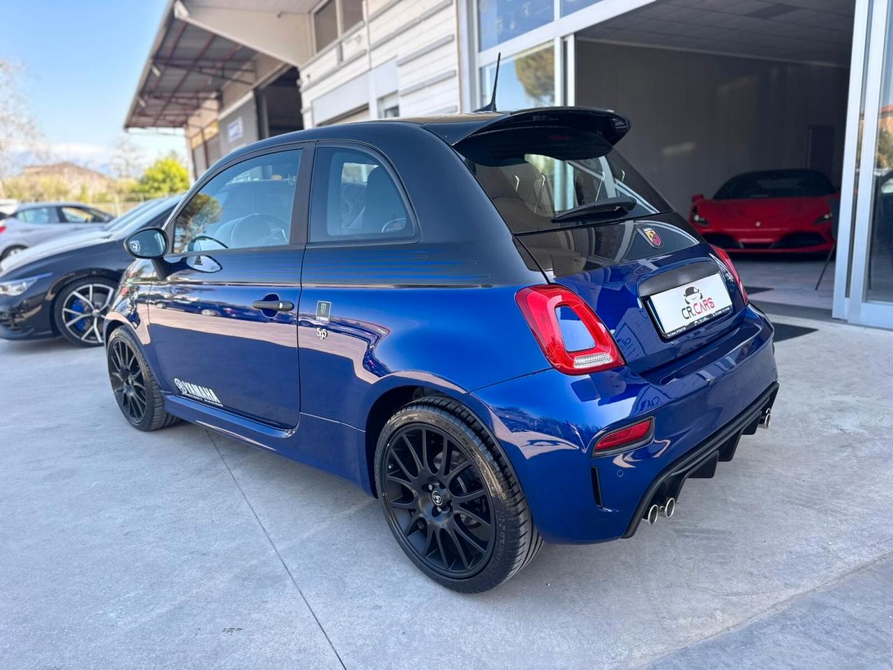 Abarth 595 1.4 Turbo T-Jet 165 CV Monster Energy Yamaha