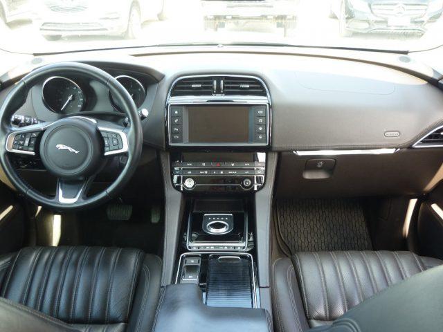 JAGUAR F-Pace 2.0 D 180 CV AWD aut. Prestige - Pelle Navi Camera