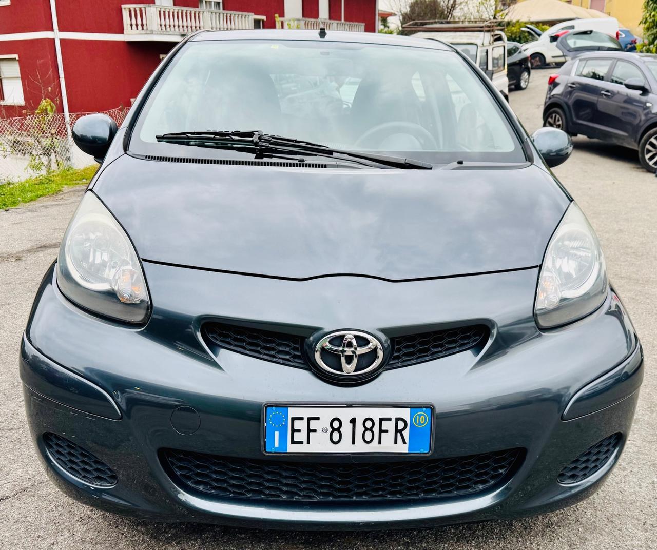 Toyota Aygo 1.0 12V VVT-i 5 porte Now Connect