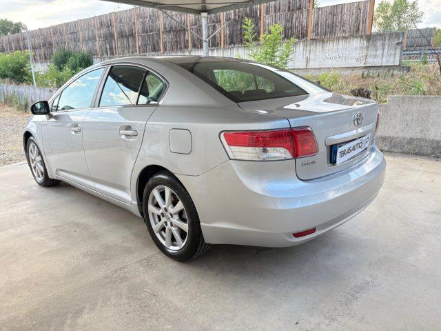 TOYOTA Avensis 2.0 D-4D KM E MOTORE ORIGINALI TAGLIANDI CERTIFICA