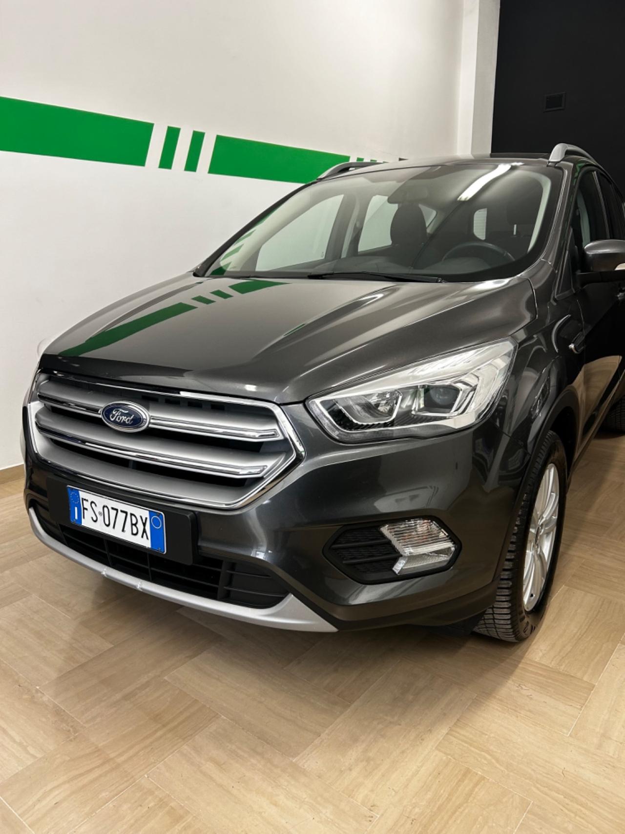 Ford Kuga 1.5 TDCI 120 CV S&S 2WD Titanium