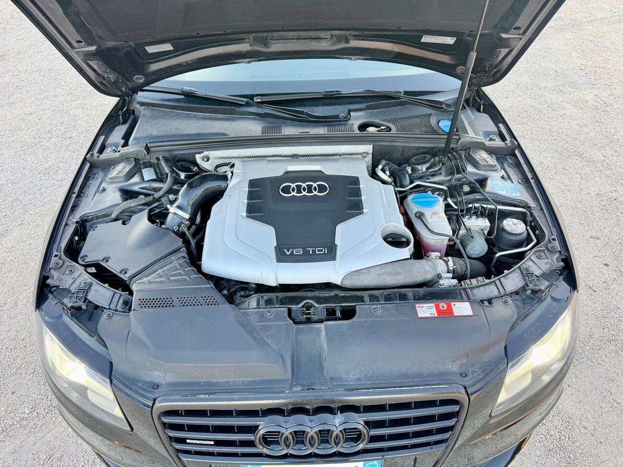 Audi A4 3.0 TDi V6 QUATTRO cambio manuale 4x4