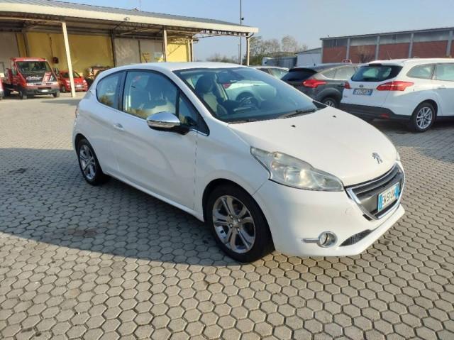 Peugeot 208 1.6 e-hdi 8v Allure s&s 3p