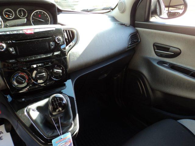 LANCIA Ypsilon 0.9 TwinAir 85 CV 5 porte Metano Ecochic Gold