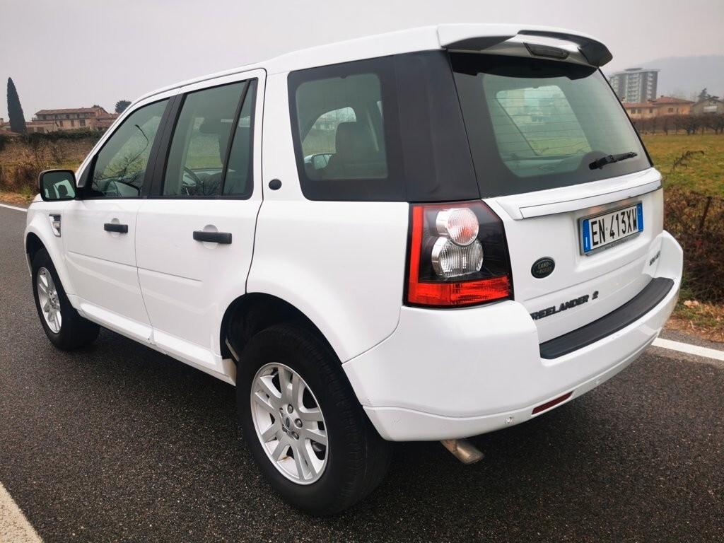 LAND ROVER FREELANDER 2-2,2 SD4 SE- CAMBIO AUTOMATICO